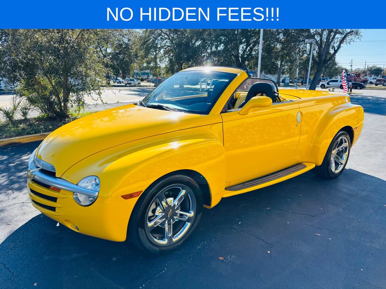 Used 2005 Chevrolet SSR w/ Preferred Equipment Group RWD image 5