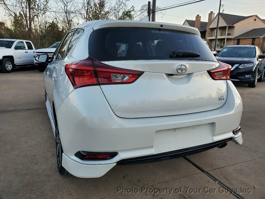 Used 2016 Scion iM image 9