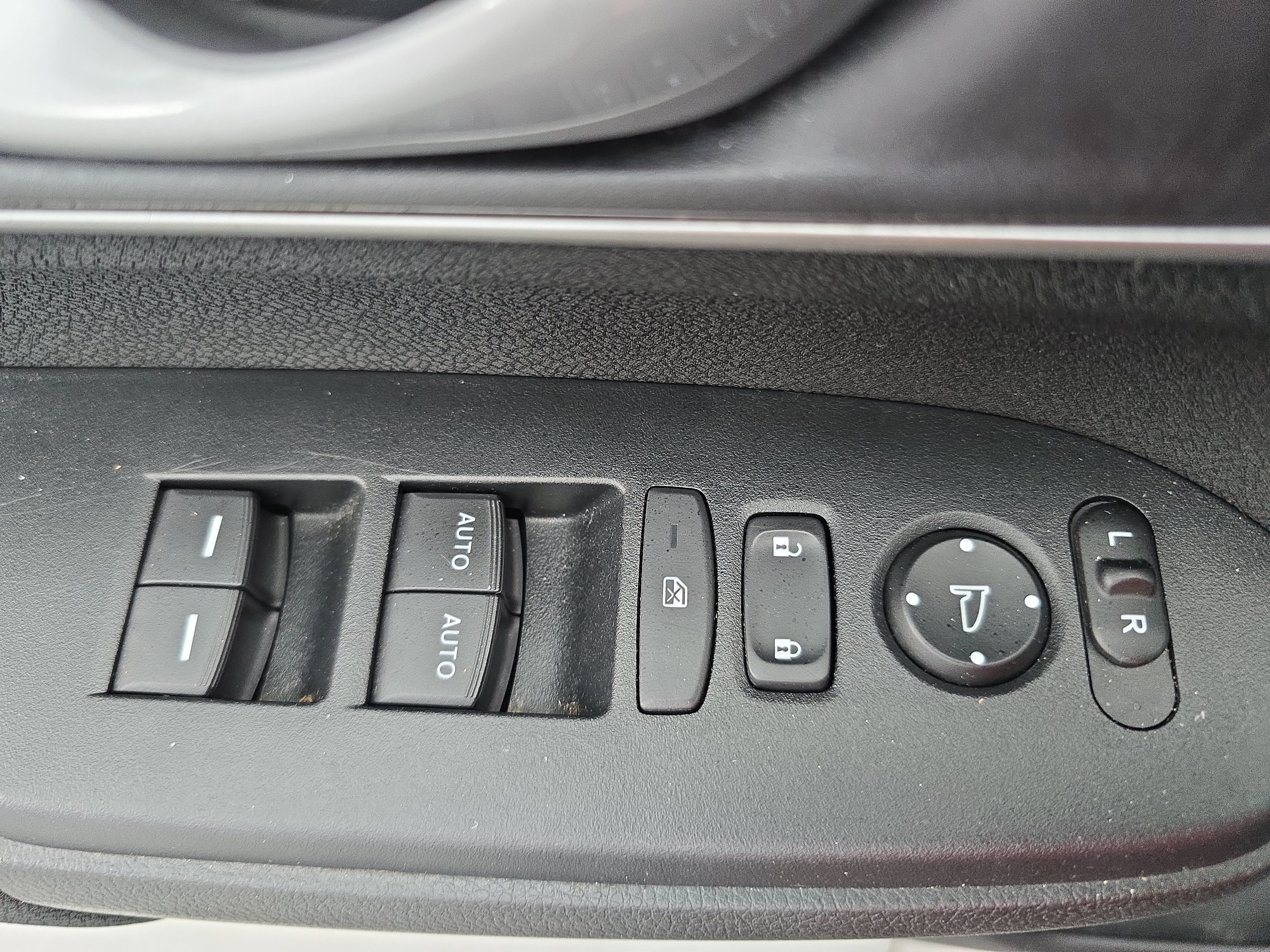 Used 2022 Honda CR-V EX image 27