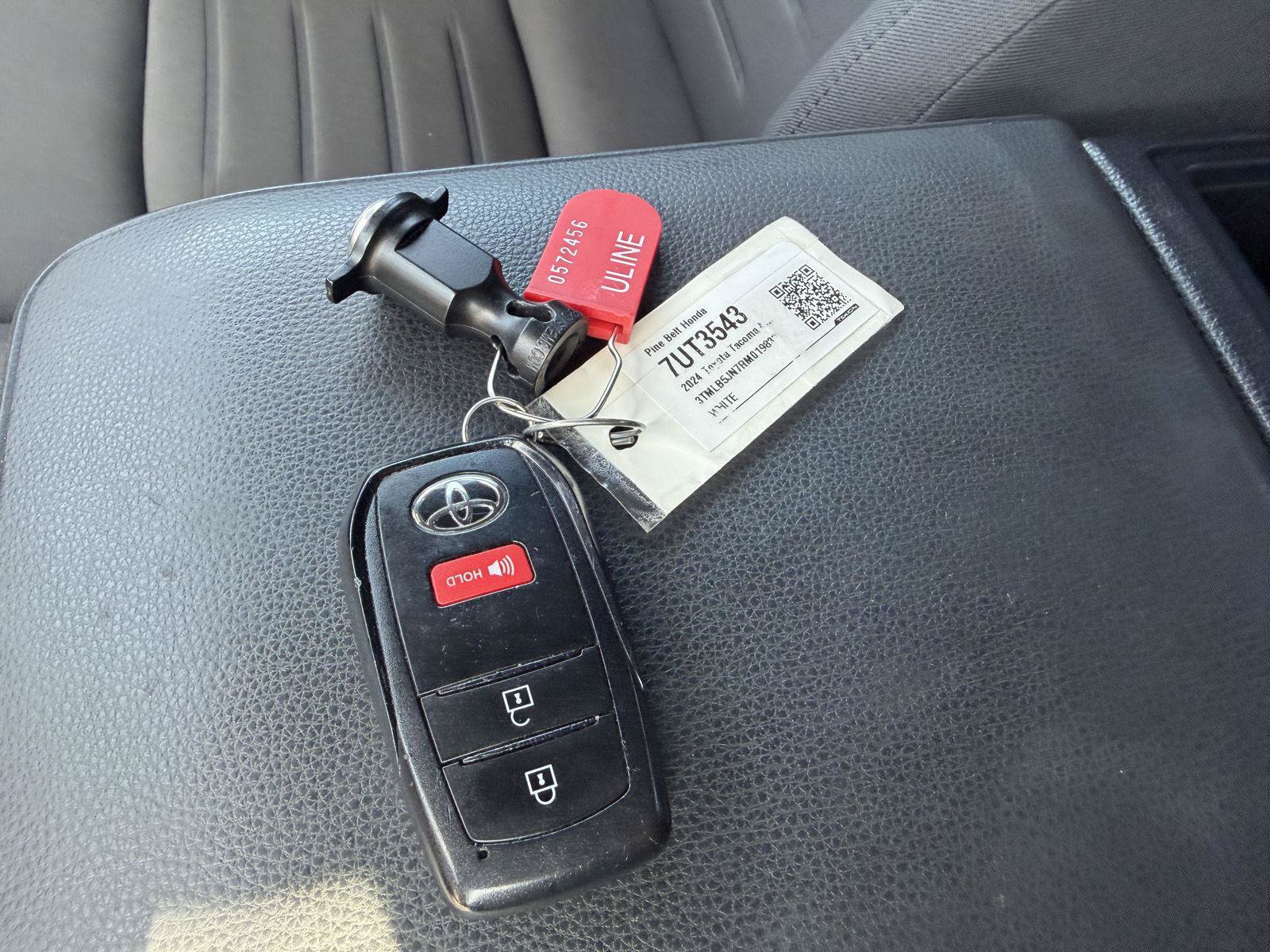 Used 2024 Toyota Tacoma TRD Off-Road AWD/4WD image 14