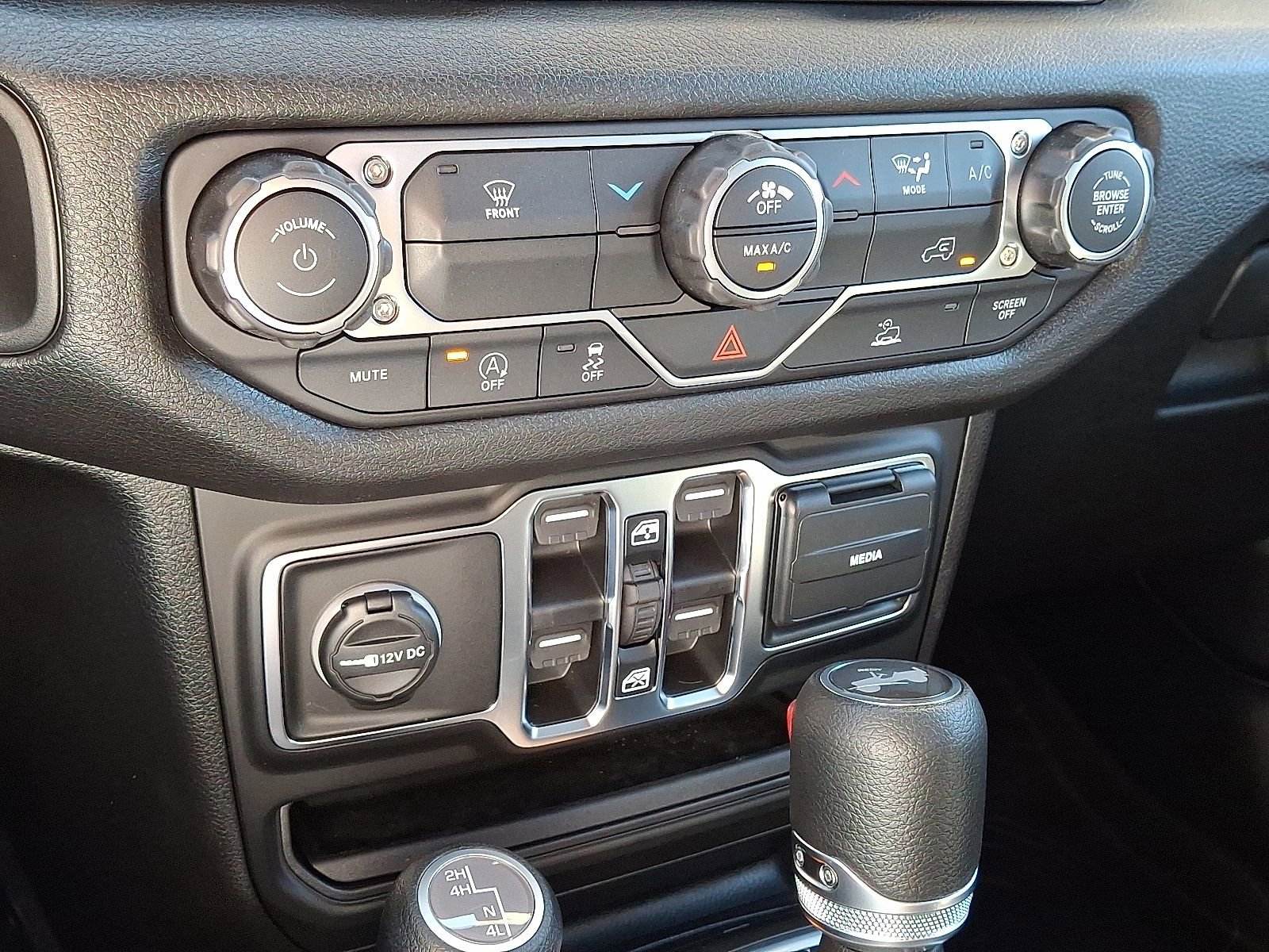 New 2026 Jeep Wrangler Unlimited Sport AWD/4WD image 11