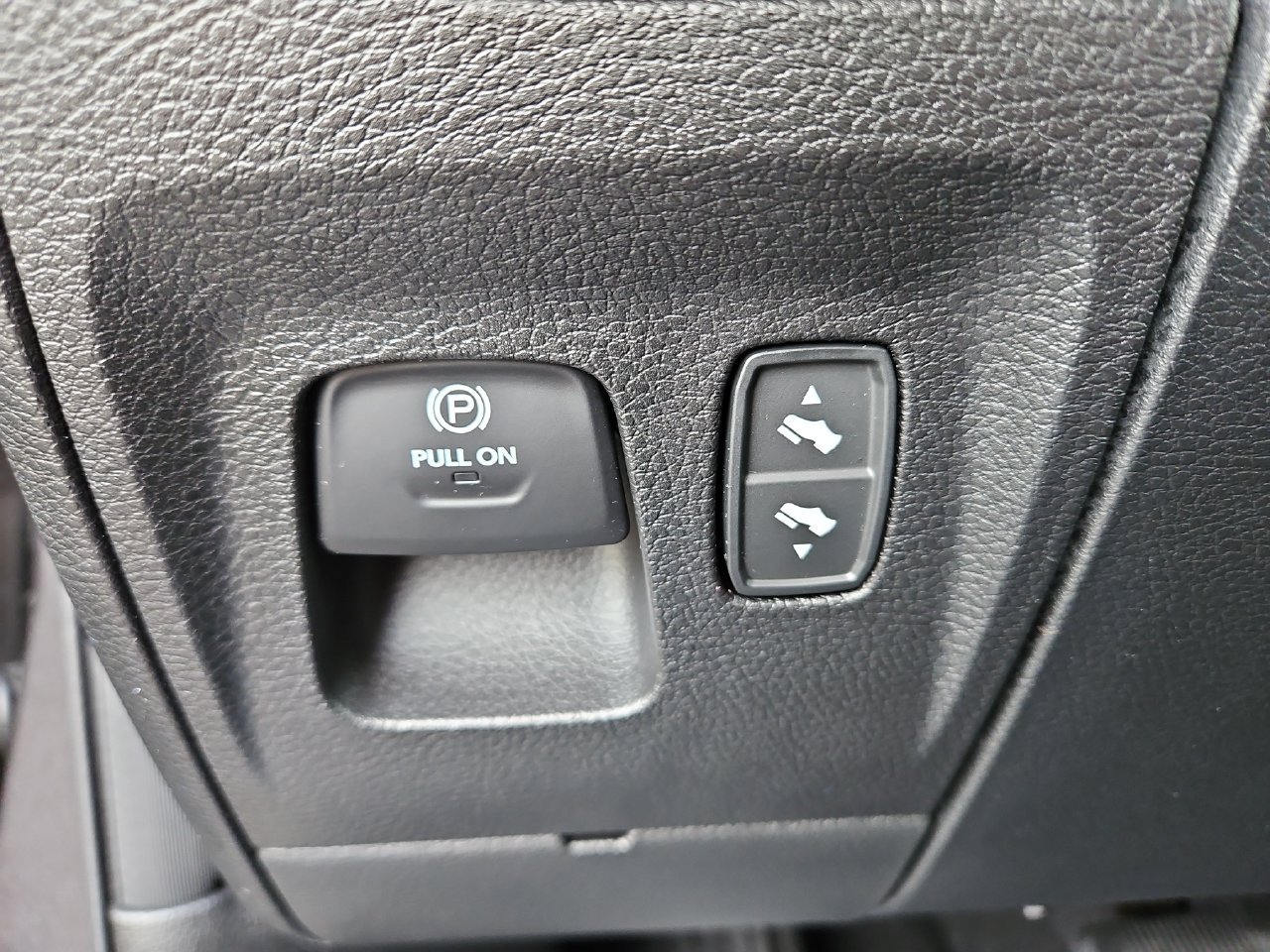 New 2026 RAM 1500 Big Horn AWD/4WD image 33