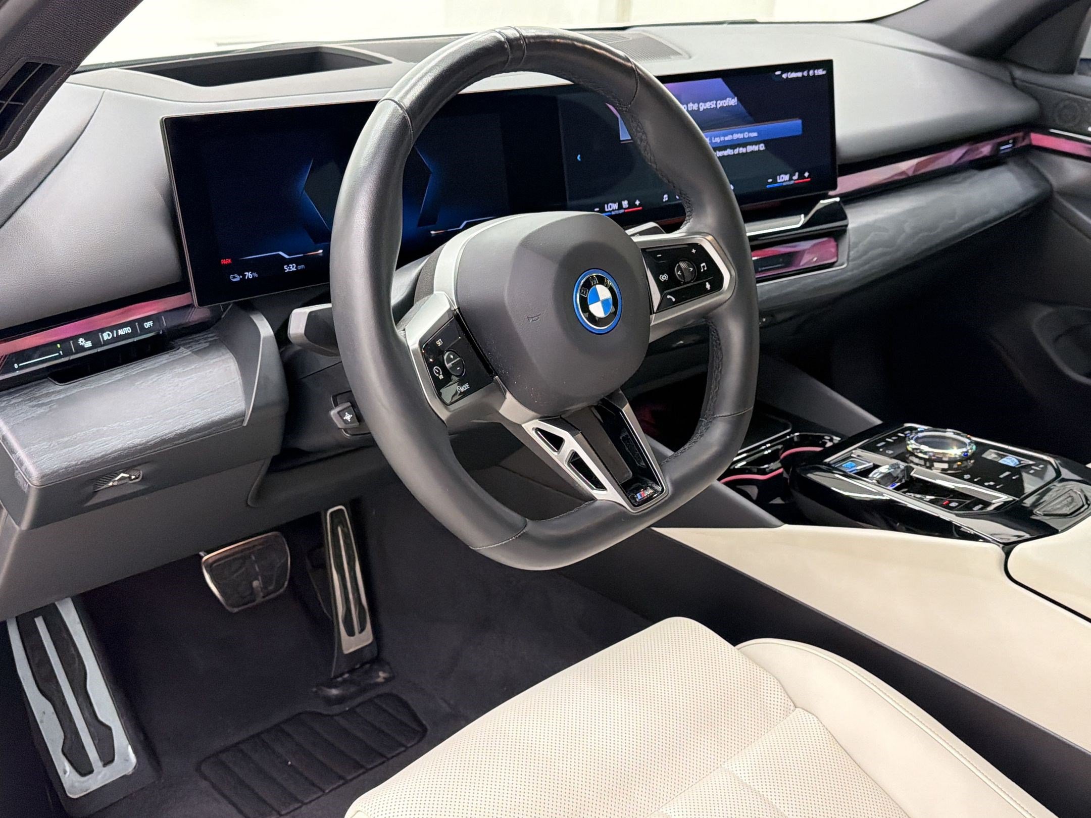 Certified 2024 BMW i5 eDrive40i w/ Executive Package RWD image 4