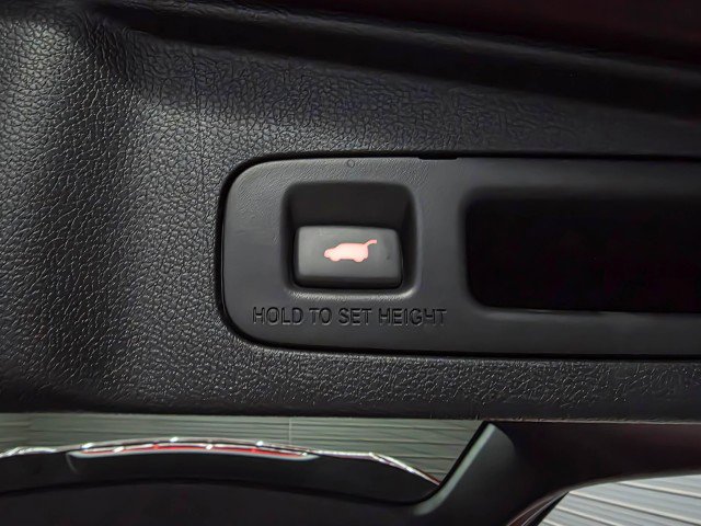 Used 2019 Honda CR-V Touring image 37