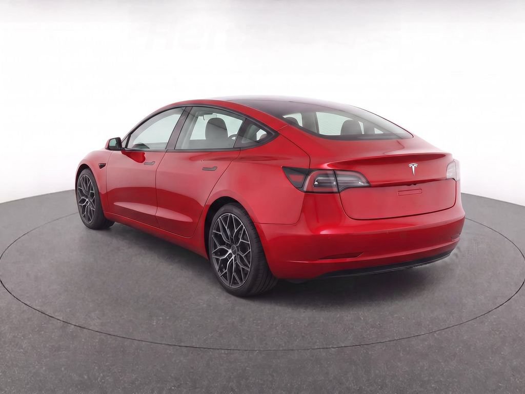 Used 2023 Tesla Model 3 Standard Range RWD image 4