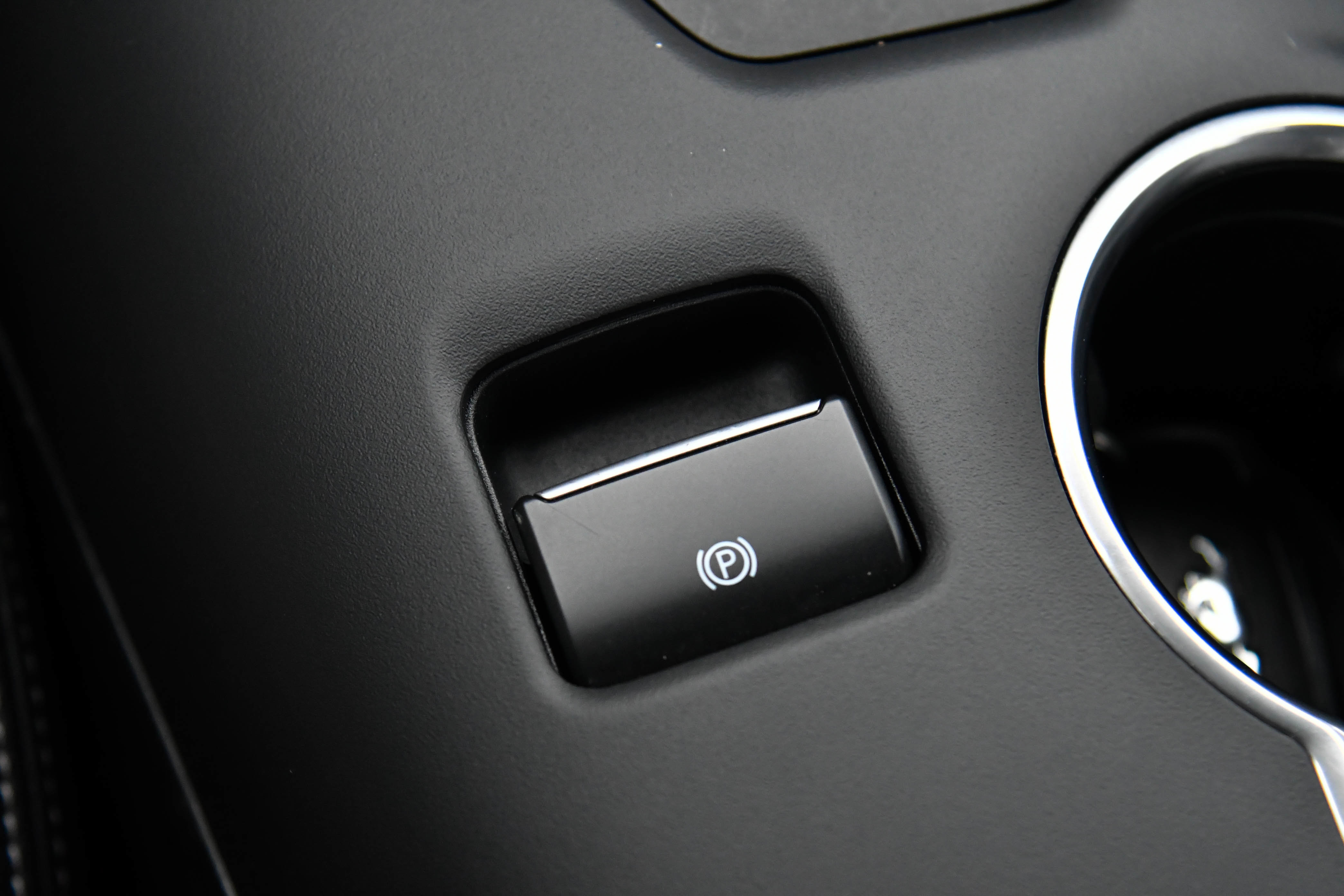 Used 2024 Ford Mustang Premium image 30