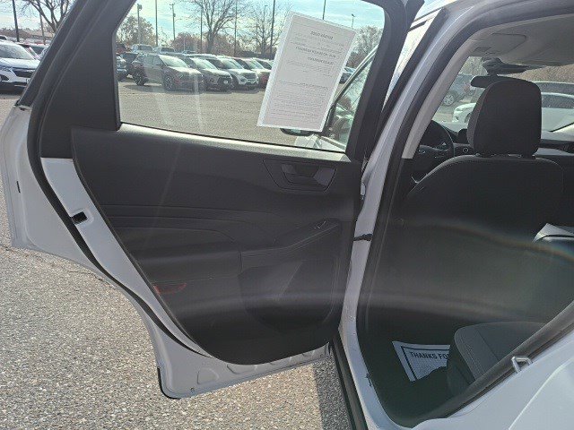 Used 2022 Ford Escape S image 12