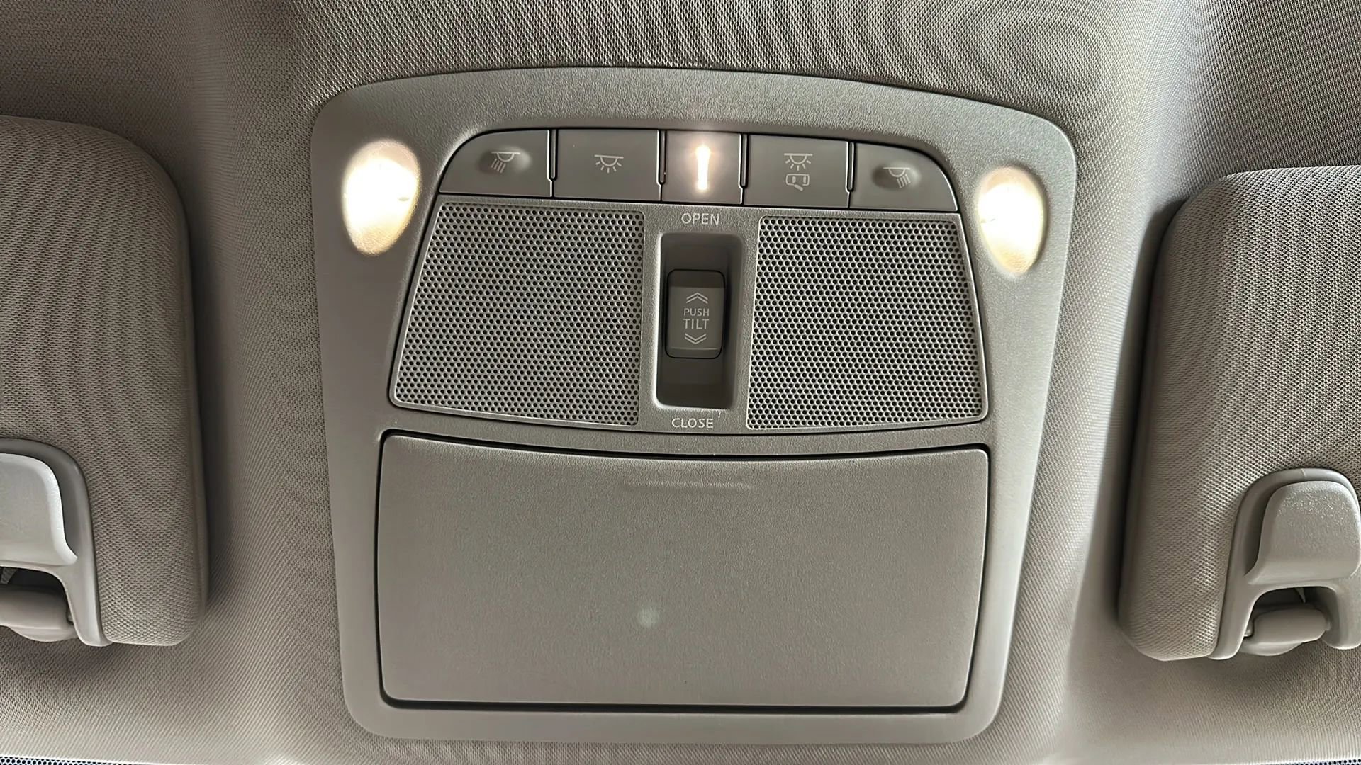 Used 2015 Nissan Murano Platinum w/ Platinum Technology Package image 26