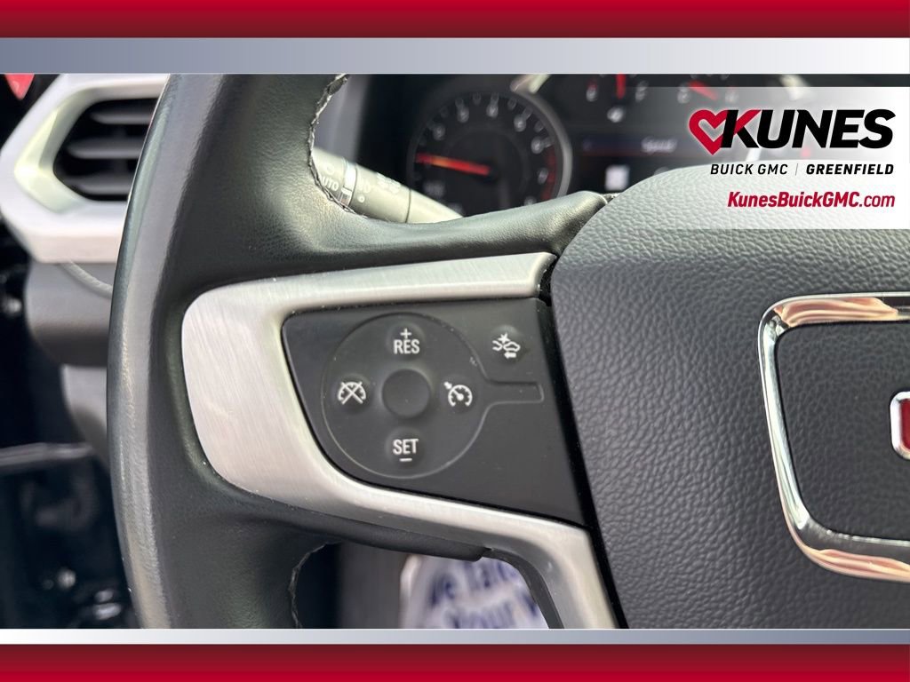 Used 2023 GMC Acadia SLT image 17