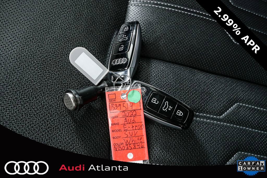 Certified 2022 Audi e-tron Prestige w/ Prestige Package image 40