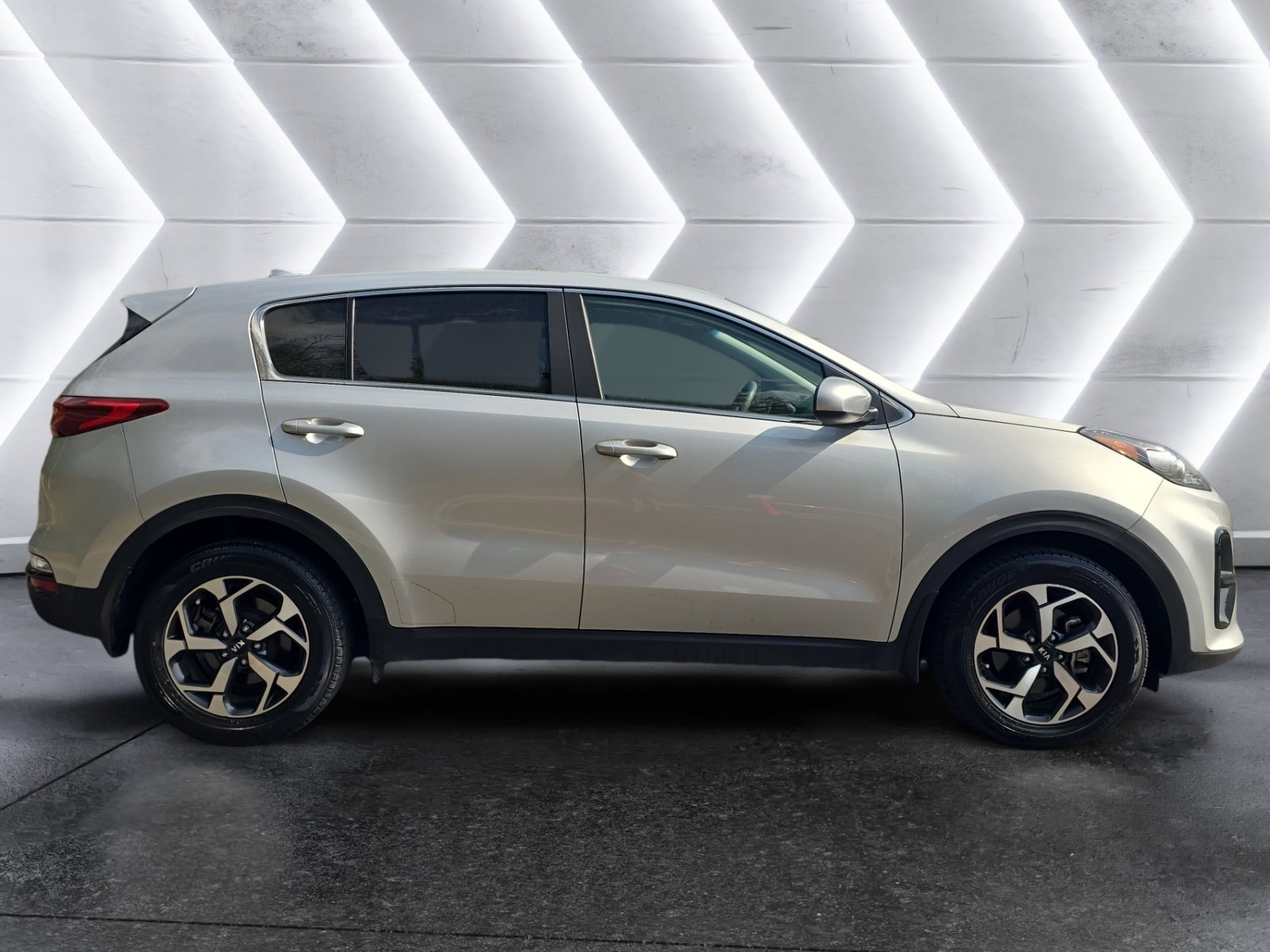 Used 2021 Kia Sportage LX image 6