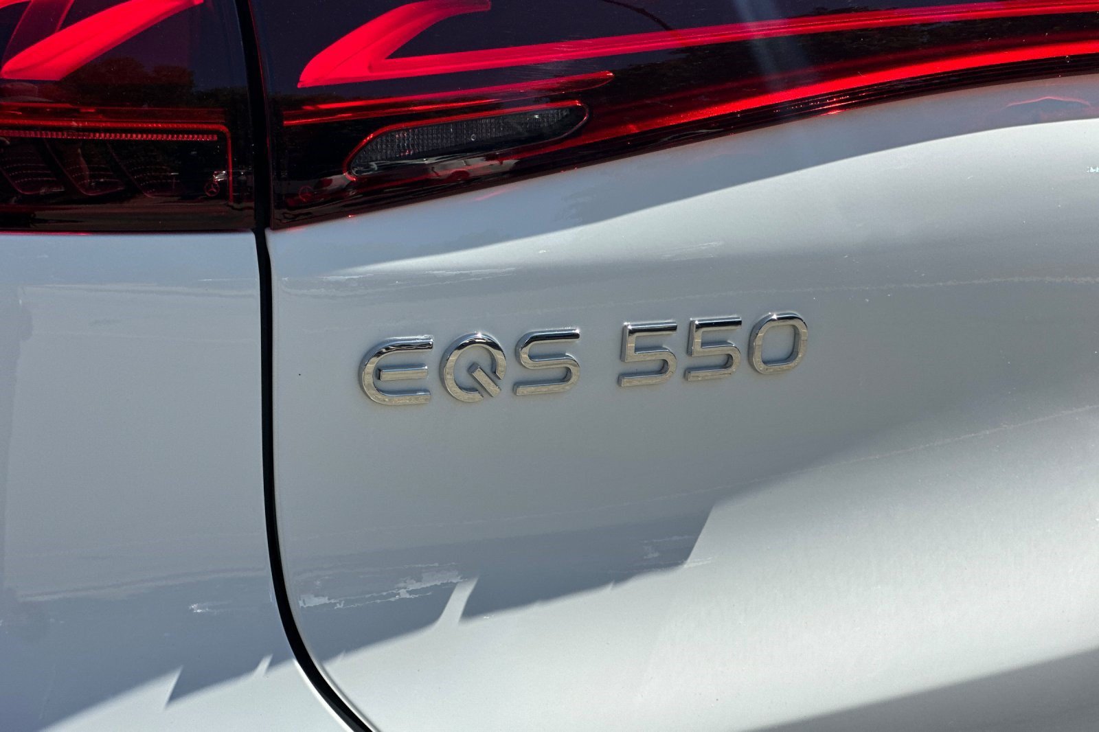 New 2026 Mercedes-Benz EQS 550 4MATIC SUV image 28
