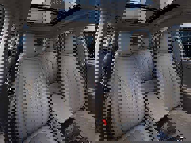 New 2023 Lincoln Nautilus Reserve w/ Equipment Group 202A image 10