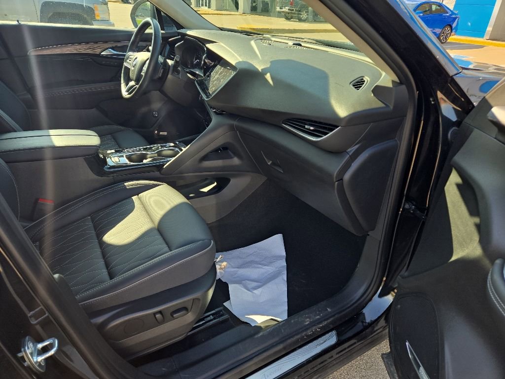 Used 2023 Buick Envision Avenir AWD/4WD image 13