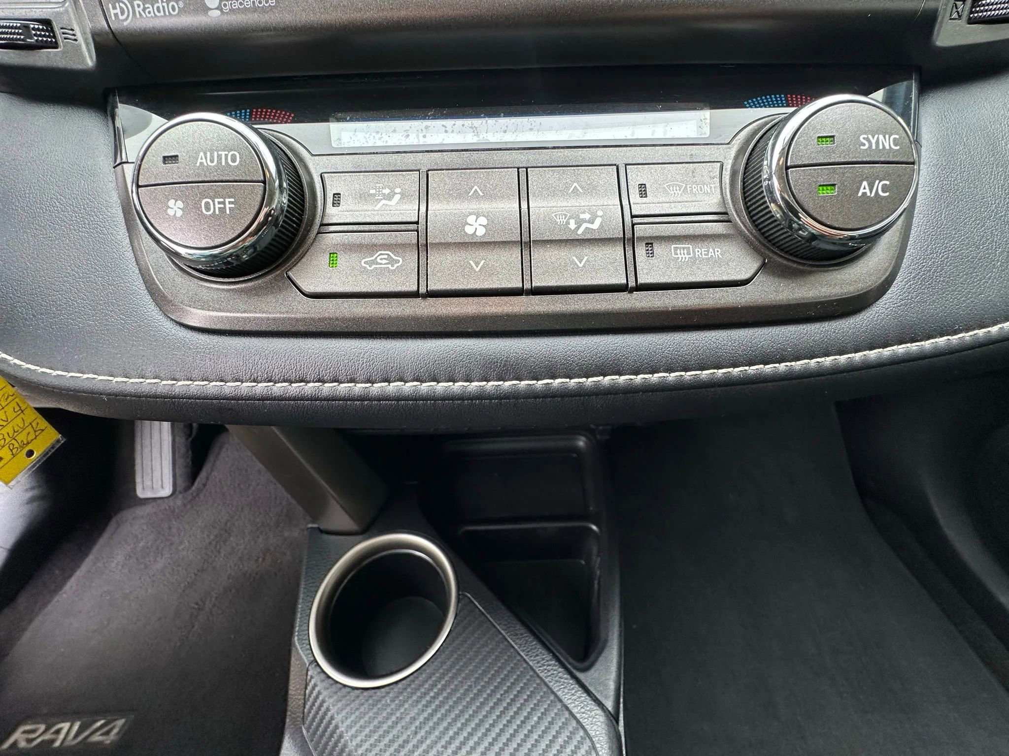 Used 2015 Toyota RAV4 XLE FWD image 25