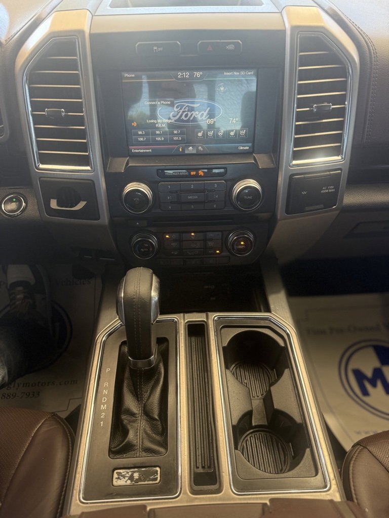 Used 2015 Ford F150 Platinum w/ Equipment Group 701A Luxury image 28