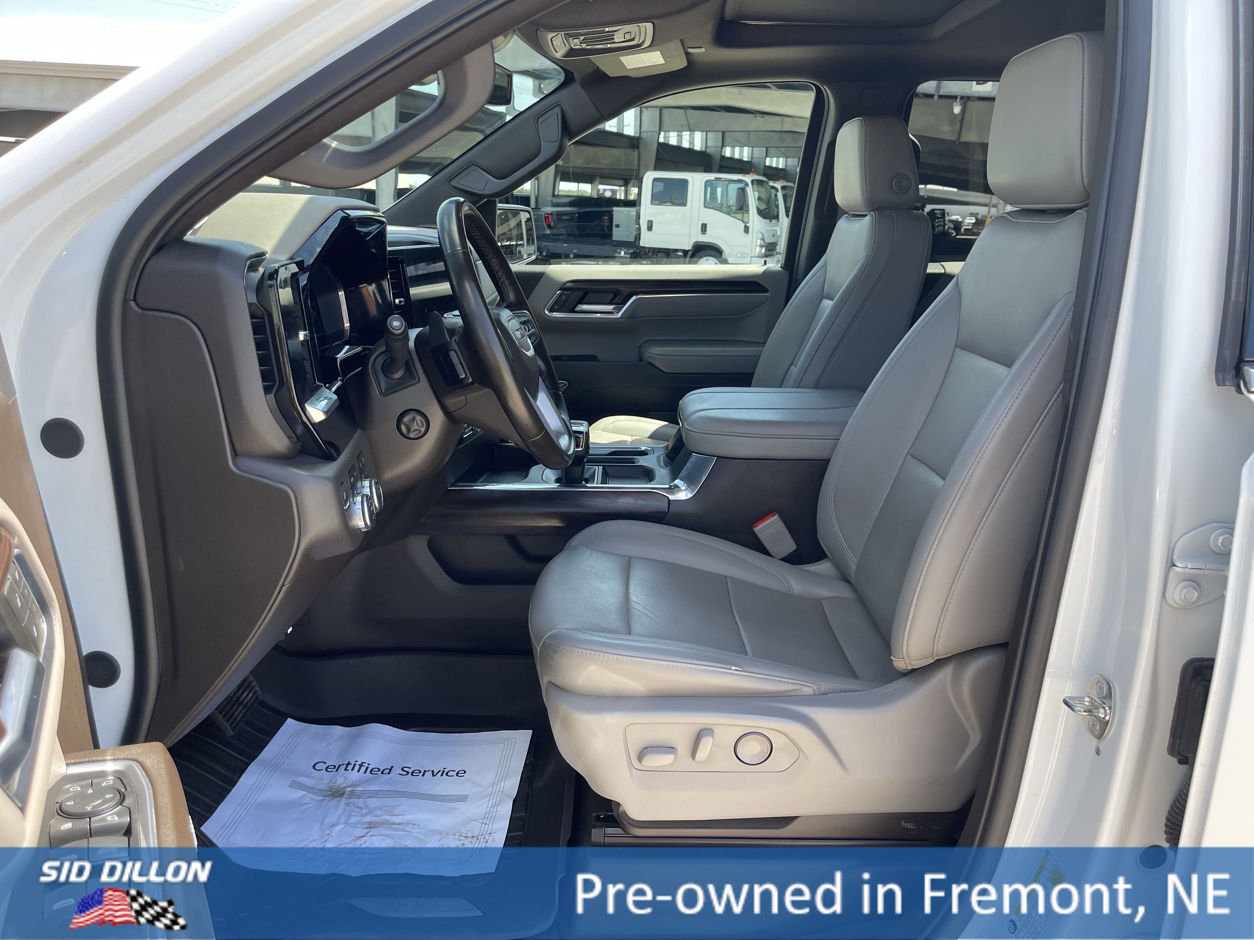 Used 2024 GMC Sierra 1500 SLT w/ SLT Premium Plus Package image 7