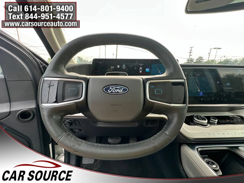 Used 2025 Ford Expedition Max Active AWD/4WD image 14