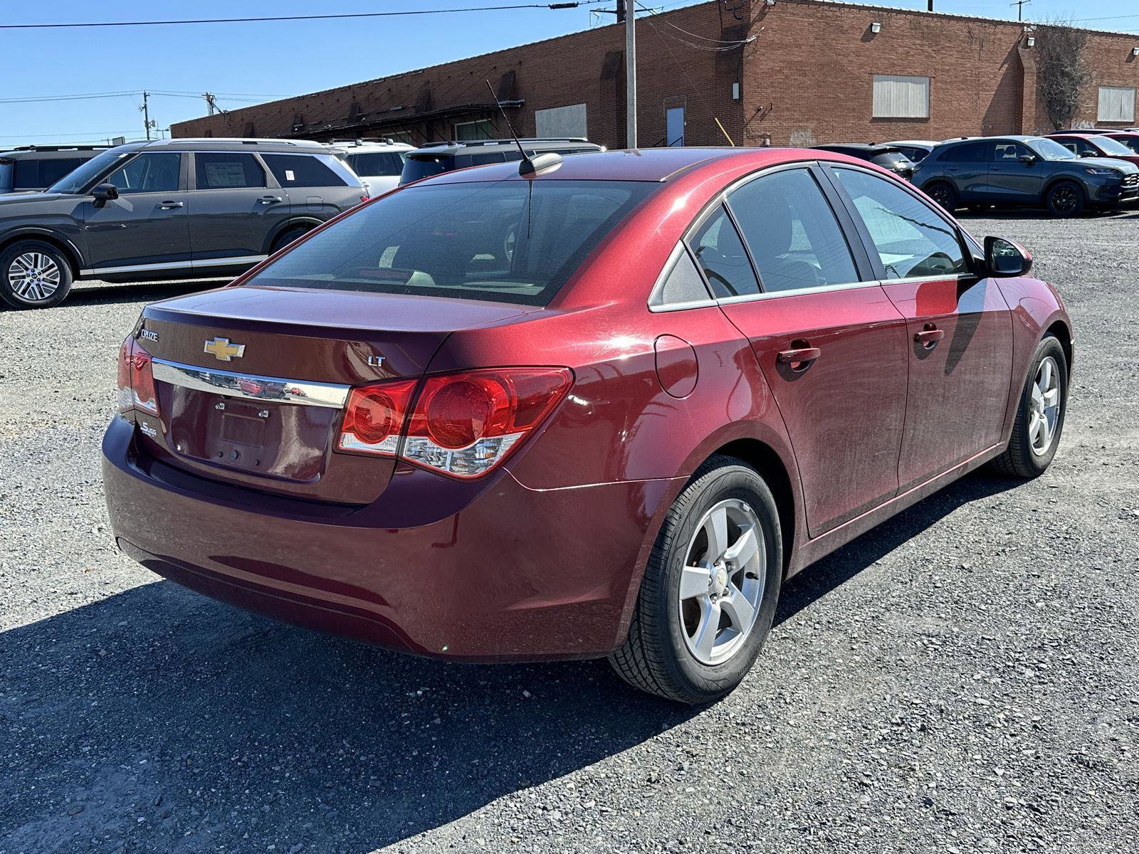 Used 2015 Chevrolet Cruze LT w/ Sun And Sound Package image 8