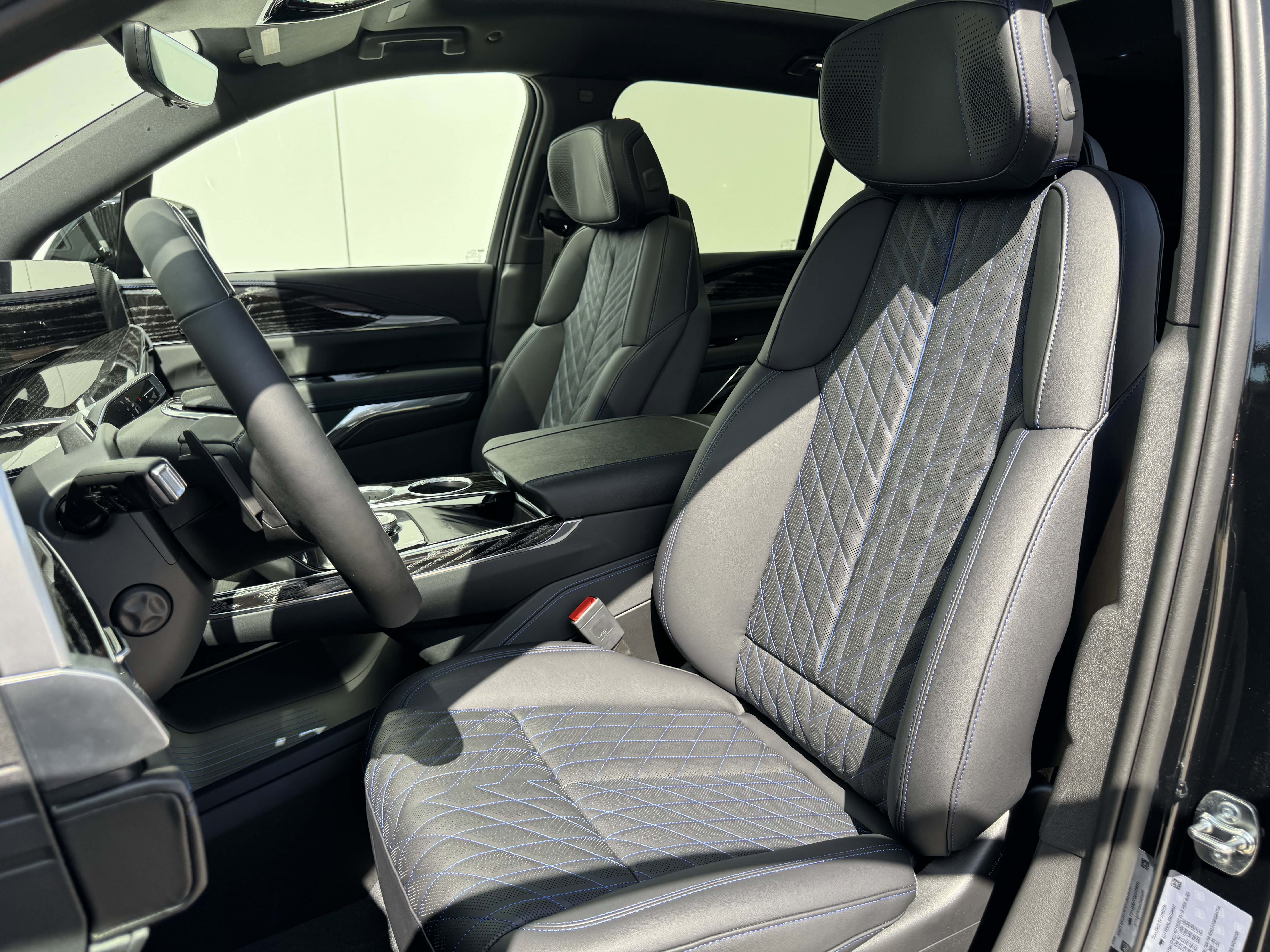 New 2025 Cadillac Escalade IQ Sport 1 w/ Smart Trailering package image 11