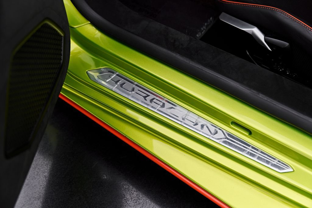 Used 2023 Lamborghini Huracan Tecnica RWD image 48