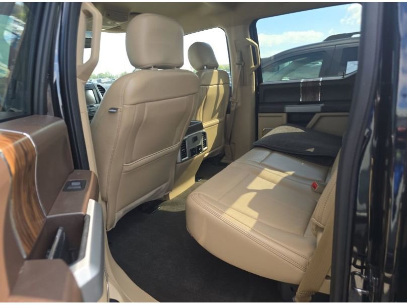 Used 2018 Ford F150 Lariat image 12