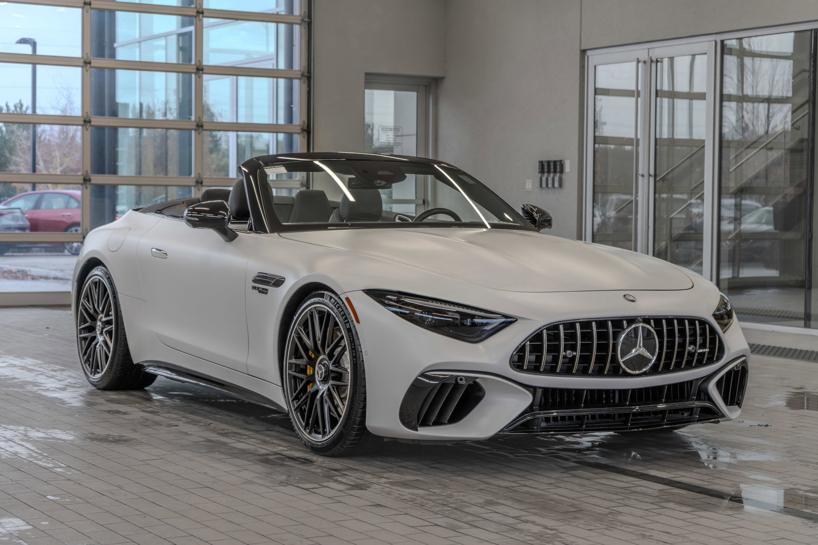 Used 2022 Mercedes-Benz SL 55 AMG 4MATIC image 23