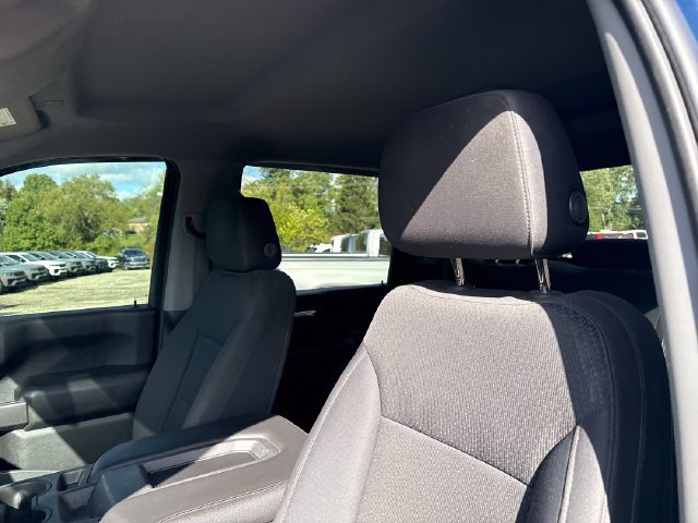 Used 2020 Chevrolet Silverado 2500 Custom w/ Custom Value Package AWD/4WD image 9