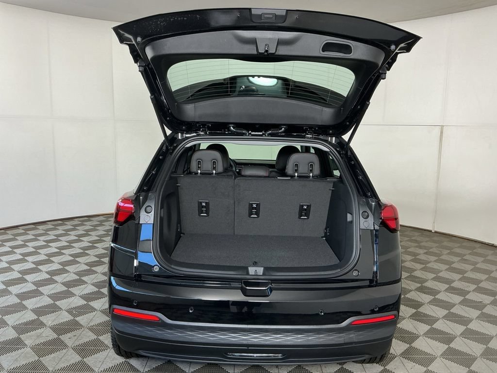 New 2027 Chevrolet Bolt RS FWD image 8