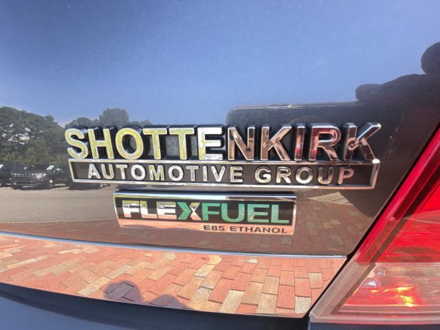 Used 2010 Chevrolet Impala LT w/ Luxury Edition Package FWD image 32