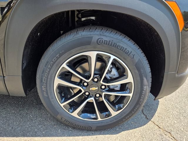 New 2026 Chevrolet TrailBlazer LT w/ Convenience Package FWD image 17