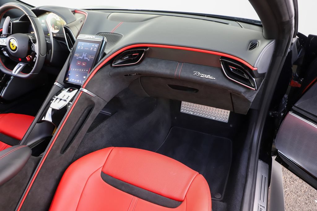Certified 2025 Ferrari Roma Spider RWD image 52
