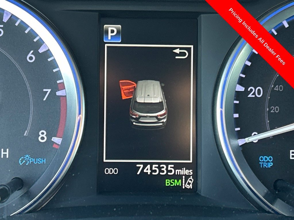 Used 2019 Toyota Highlander Limited FWD image 11