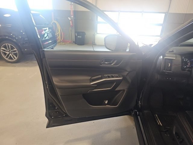 New 2026 Nissan Pathfinder Rock Creek AWD/4WD image 10