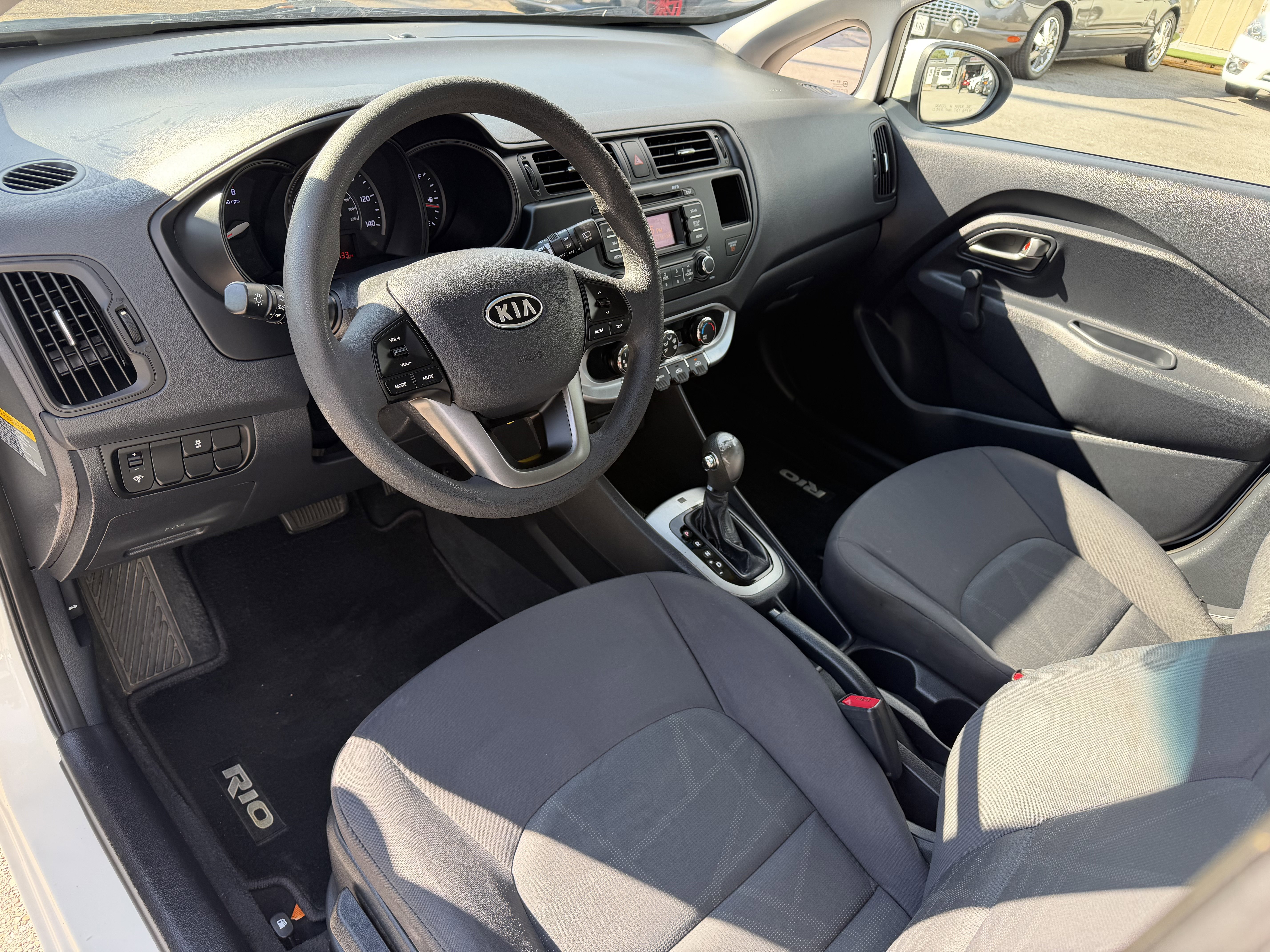 Used 2012 Kia Rio LX image 12
