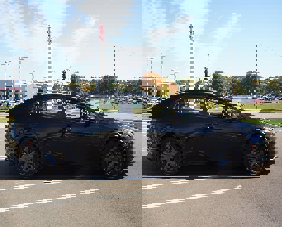 Used 2024 Toyota Prius LE image 17