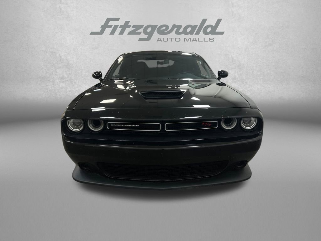 Used 2023 Dodge Challenger R/T RWD image 10