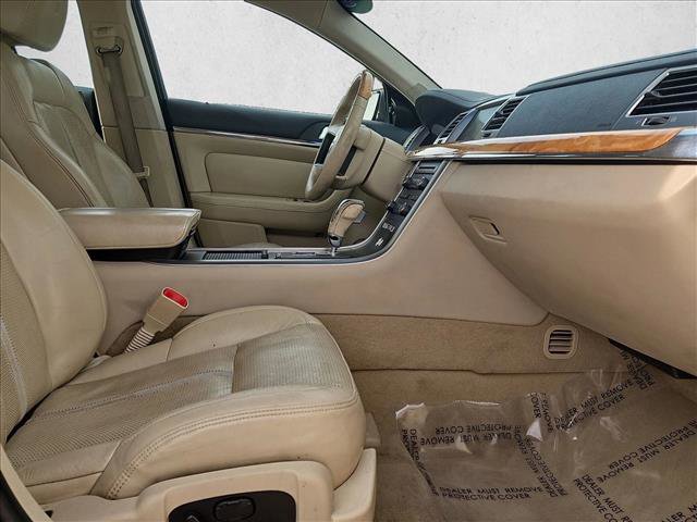 Used 2009 Lincoln MKS image 23