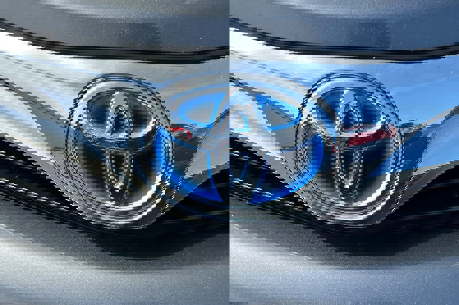 Used 2012 Toyota Camry LE FWD image 13