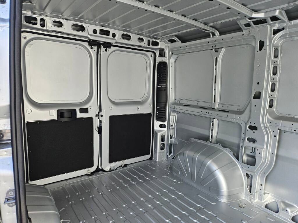 New 2026 RAM ProMaster 1500 w/ Convenience Group image 12