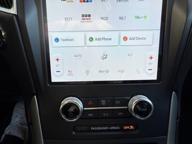 Used 2022 Ford Edge SEL w/ Convenience Package image 16