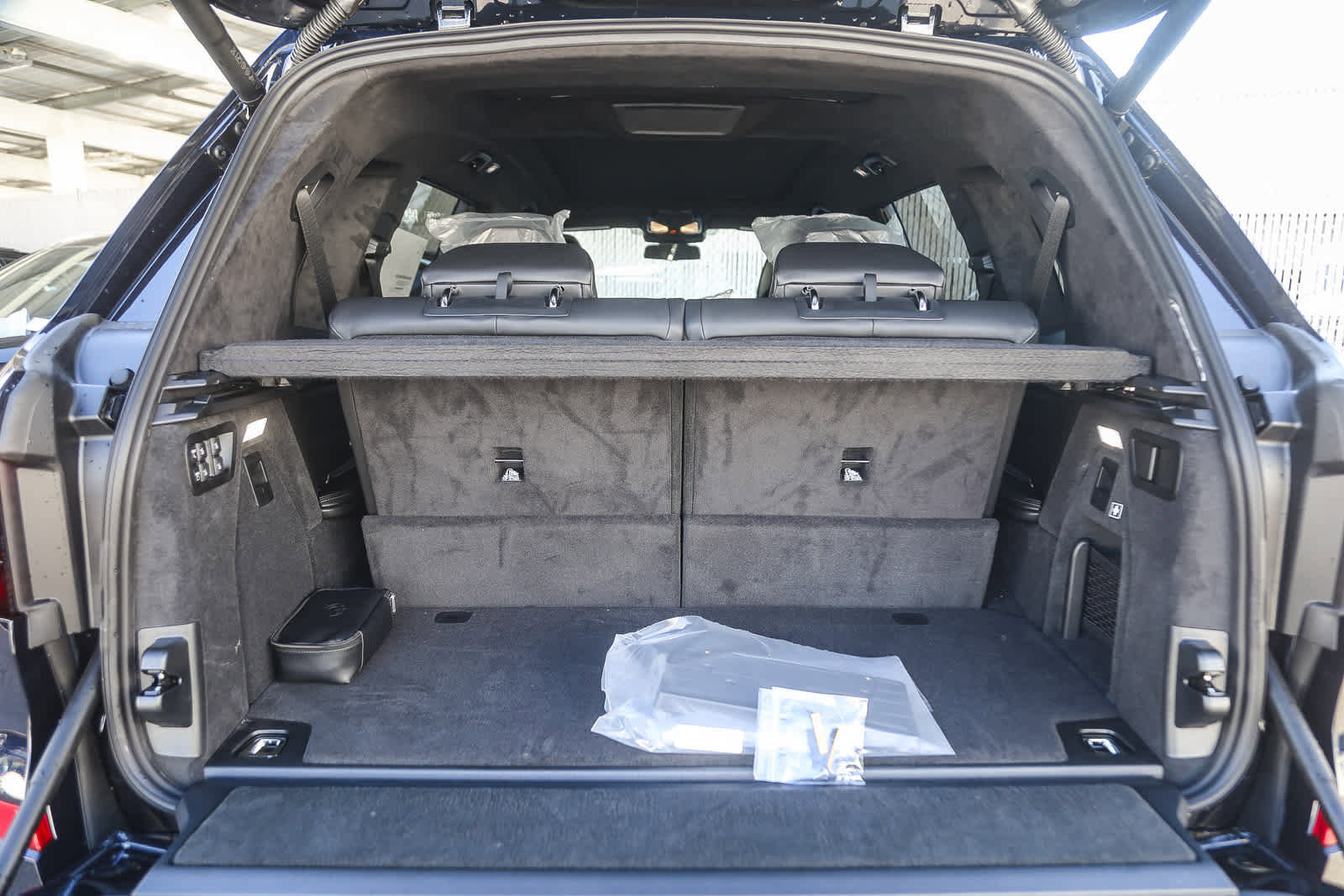 New 2026 BMW X7 xDrive40i w/ M Sport Package image 22