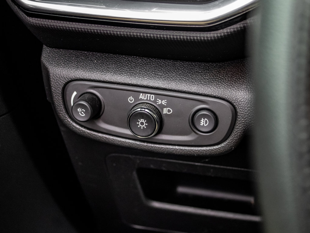 Used 2023 Chevrolet TrailBlazer LT image 33