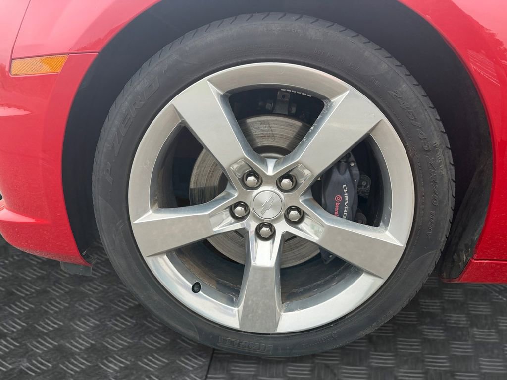 Used 2011 Chevrolet Camaro SS RWD image 14
