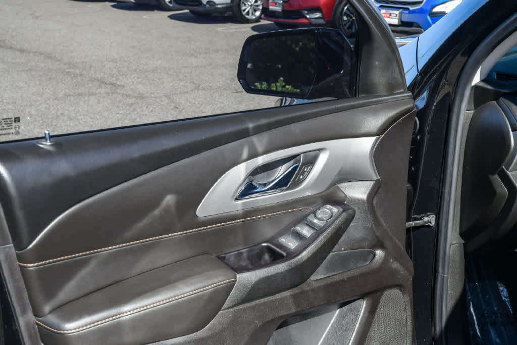 Used 2020 Chevrolet Traverse LS w/ LPO, Floor Liner Package FWD image 26