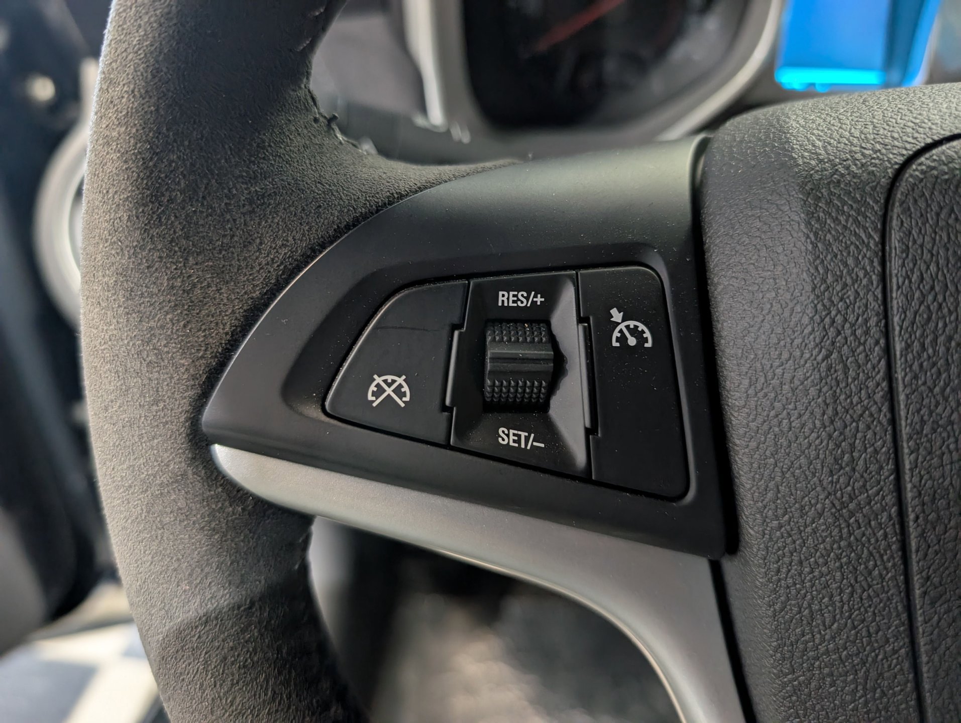 Used 2015 Chevrolet Camaro Z/28 RWD image 65