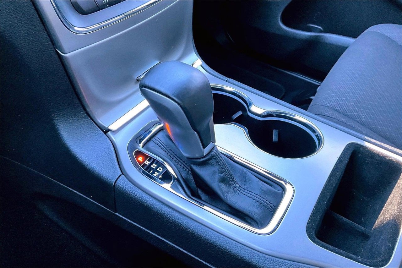 Certified 2021 Jeep Grand Cherokee Laredo image 30