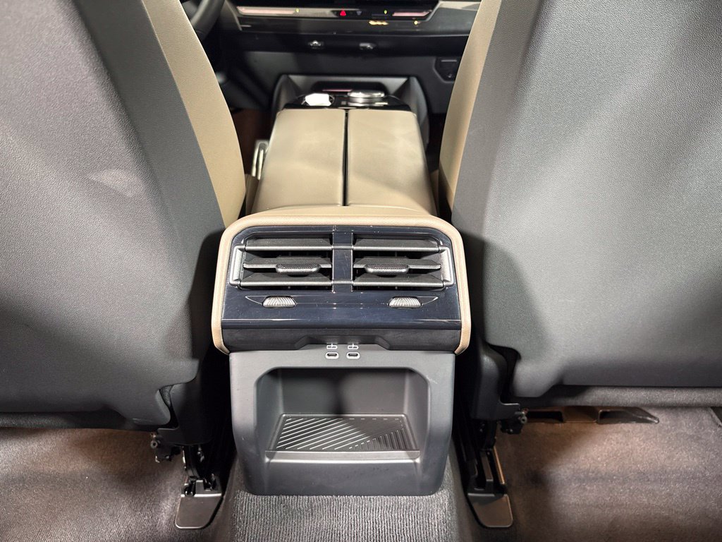 Certified 2026 BMW 530i w/ M Sport Package RWD image 30