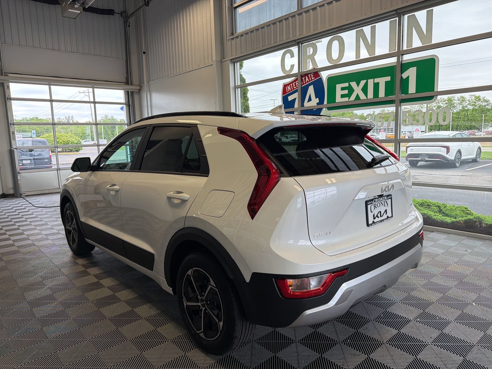 New 2026 Kia Niro LX FWD image 4
