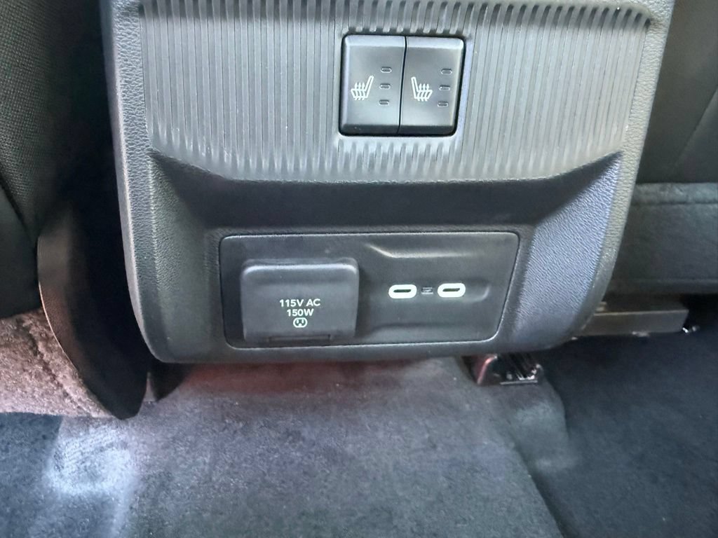 New 2026 Jeep Cherokee Overland w/ Advanced Pro Tech Group AWD/4WD image 33